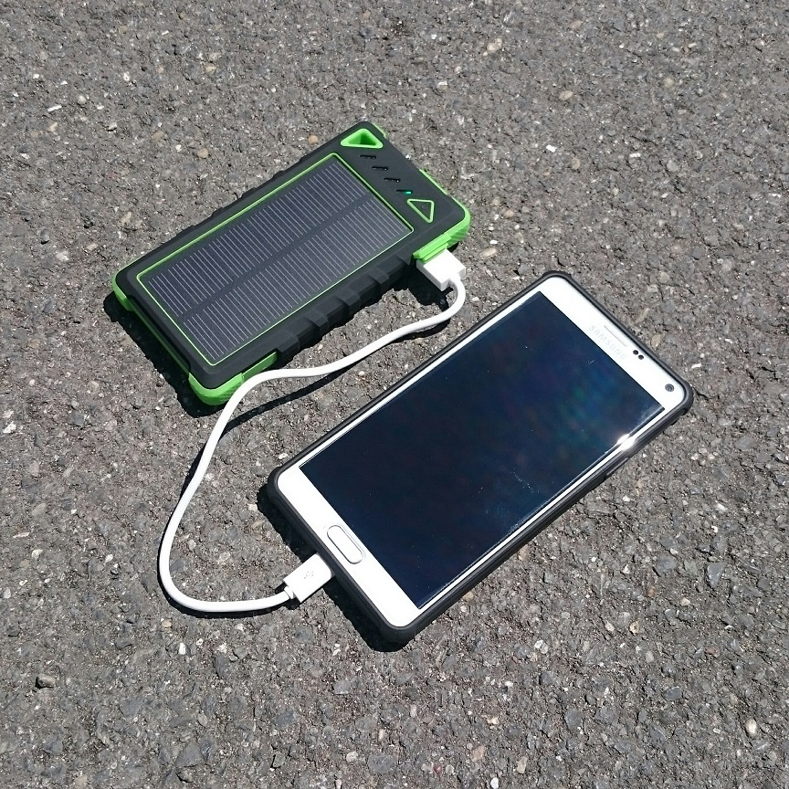 Waterproof solar charger 8000 mAh